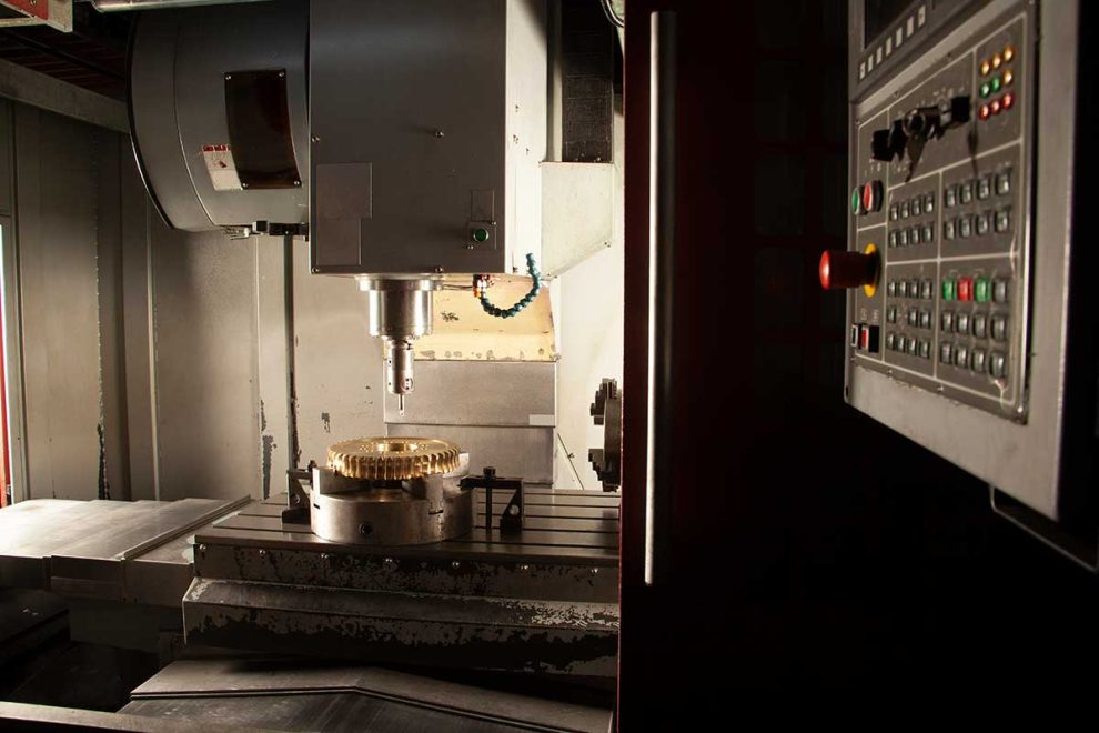 mecanizado-cnc El mecanizado CNC es útil para fabricar piezas con alta precisión y repetitividad.