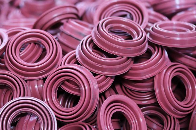 Viton o FMK es uno de los elastómeros industriales más usados.